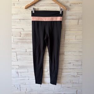 Zyia Active Black Leggings Pink Waistband Size 4 Workout Athletic Spandex